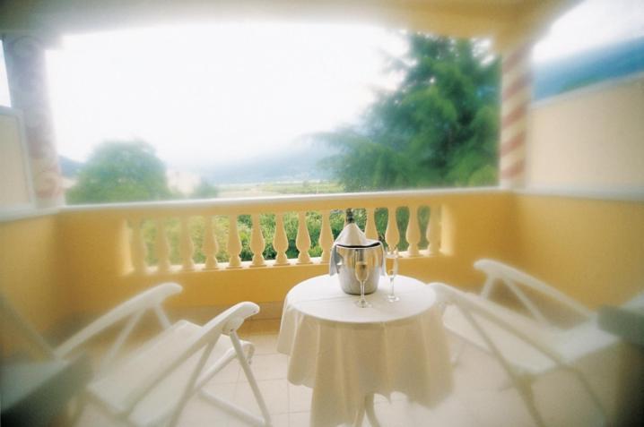 سيلاندرو Hotel Maria Theresia الغرفة الصورة